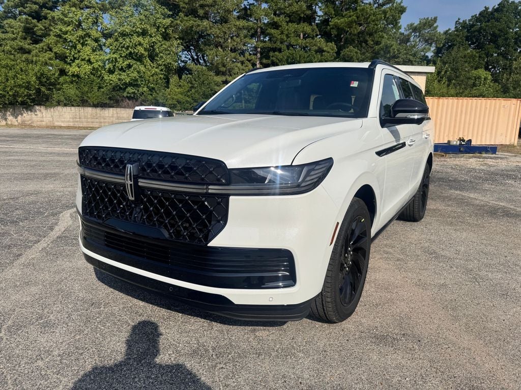 2027 Lincoln Navigator Reserve