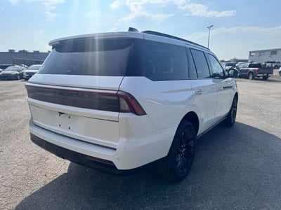 2027 Lincoln Navigator Reserve