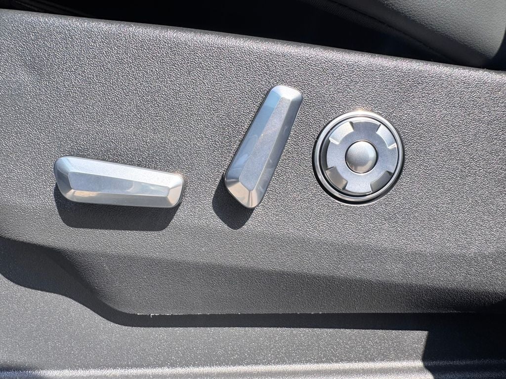 2027 Lincoln Navigator L Reserve