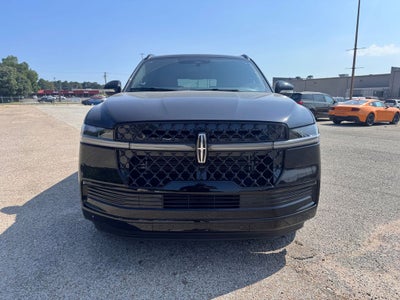 2027 Lincoln Navigator L Reserve