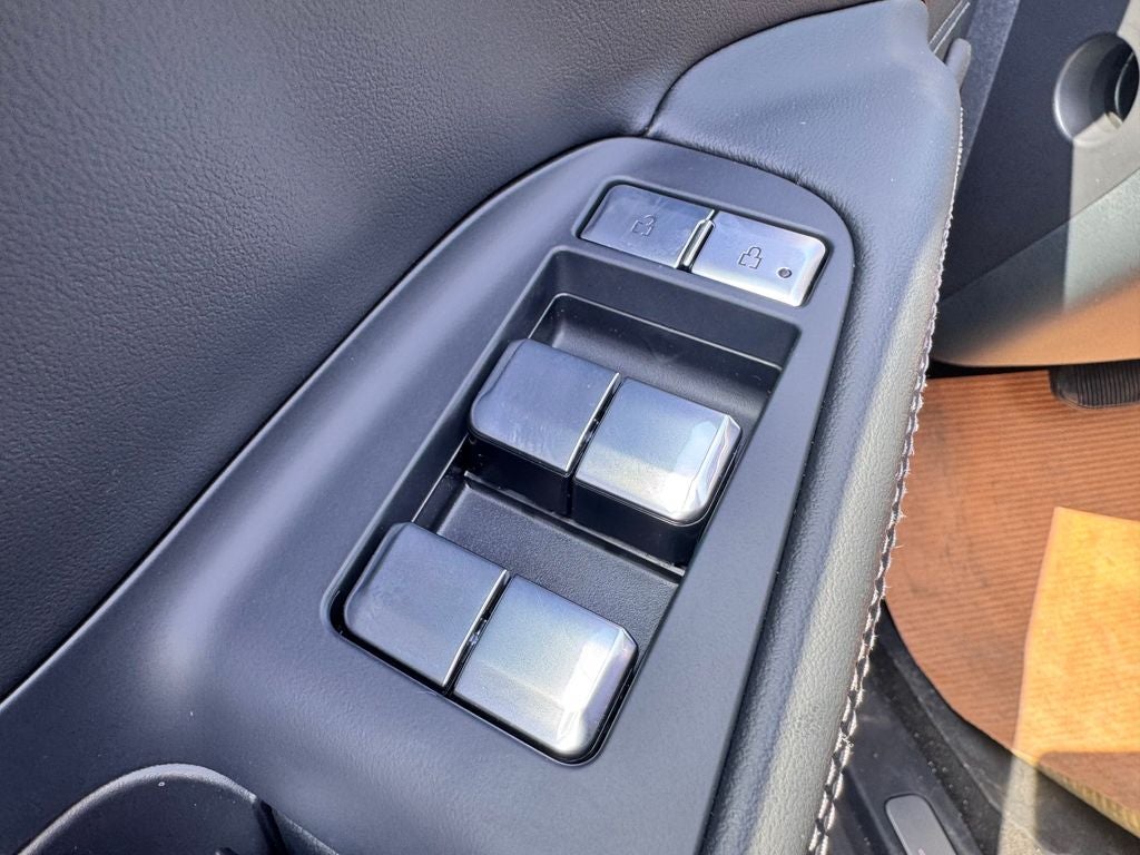 2027 Lincoln Navigator L Reserve