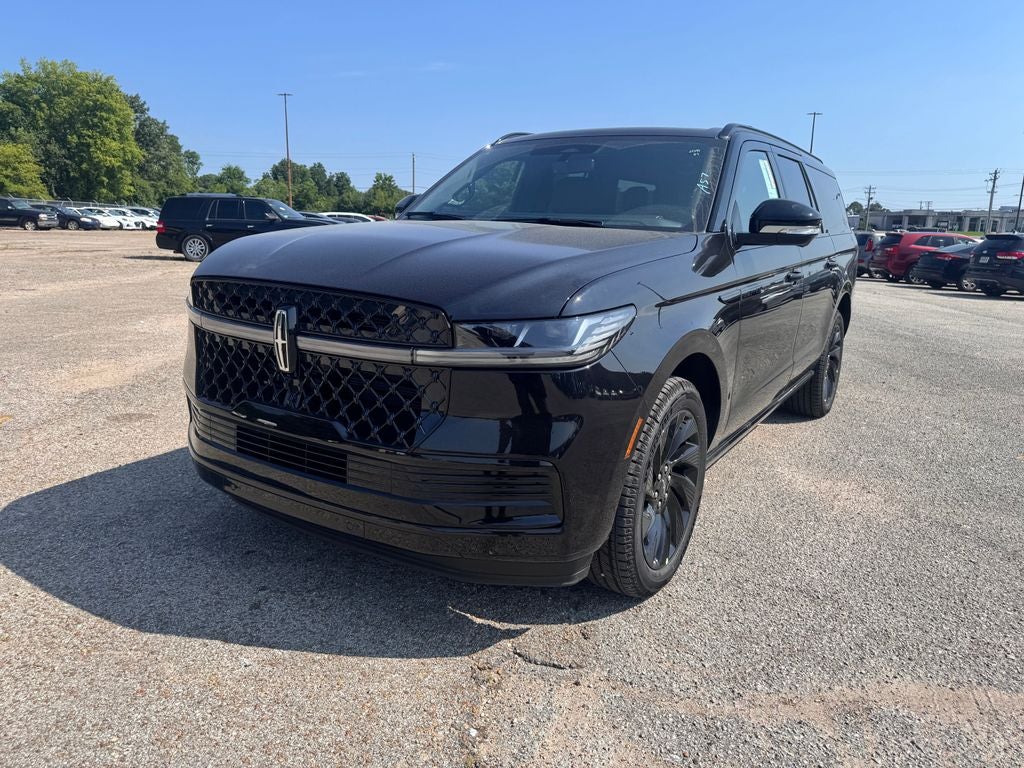 2027 Lincoln Navigator L Reserve