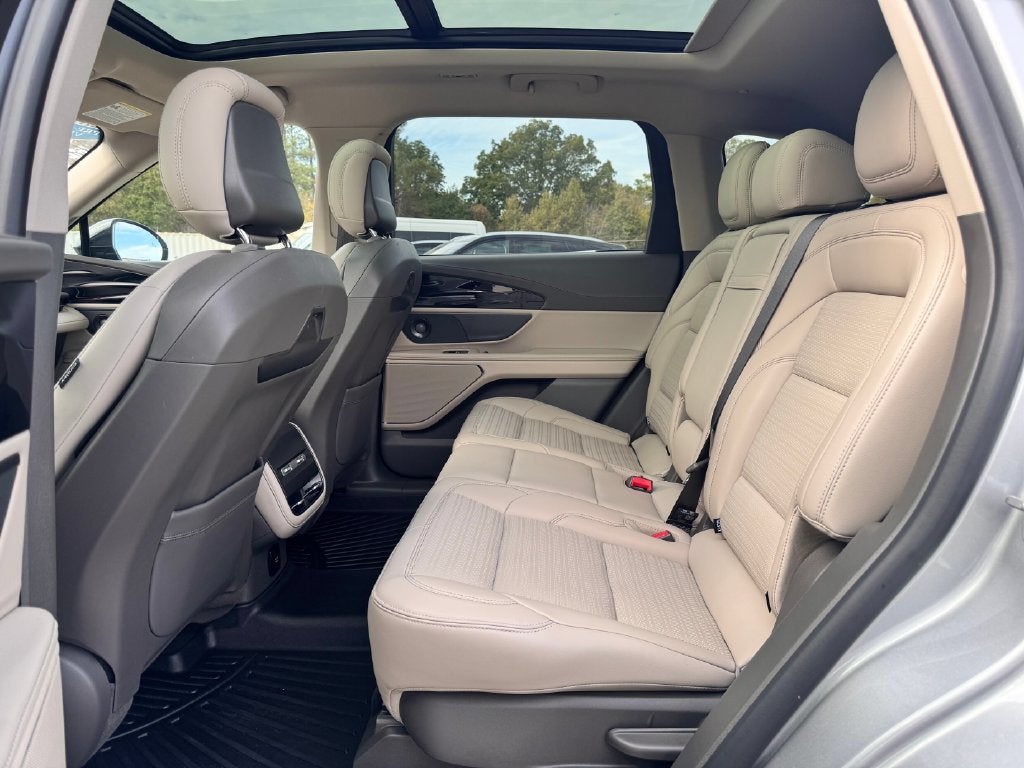 2025 Lincoln Nautilus Reserve