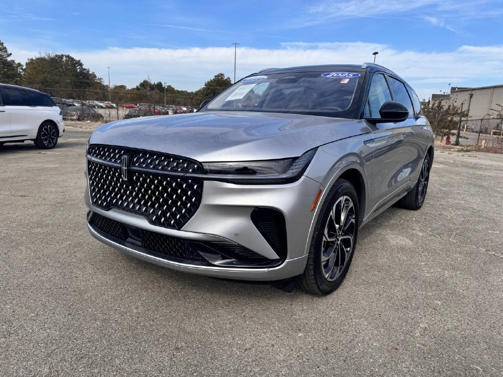 2025 Lincoln Nautilus Reserve