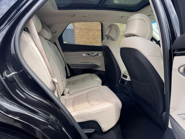 2024 Genesis GV70 2.5T