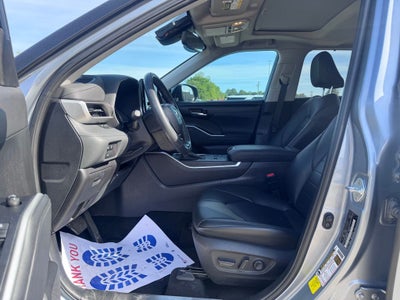 2023 Toyota Highlander XLE