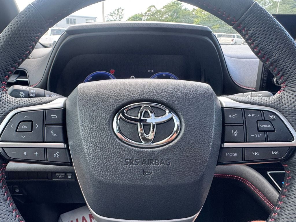 2025 Toyota Sienna XSE 7 Passenger