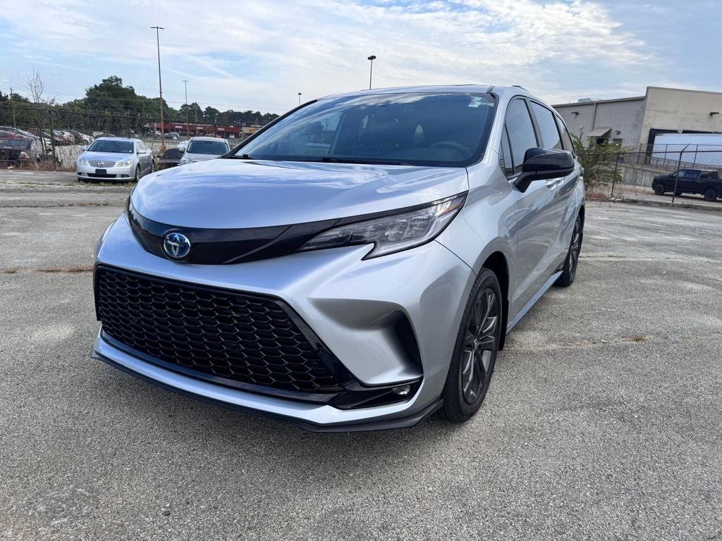 2025 Toyota Sienna XSE 7 Passenger