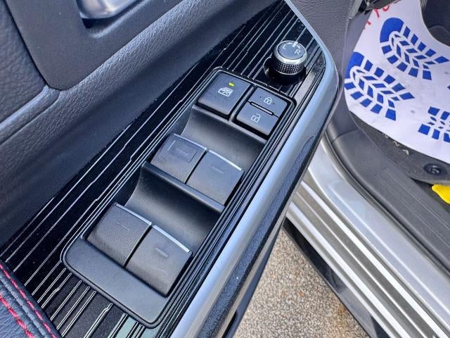 2025 Toyota Sienna XSE 7 Passenger