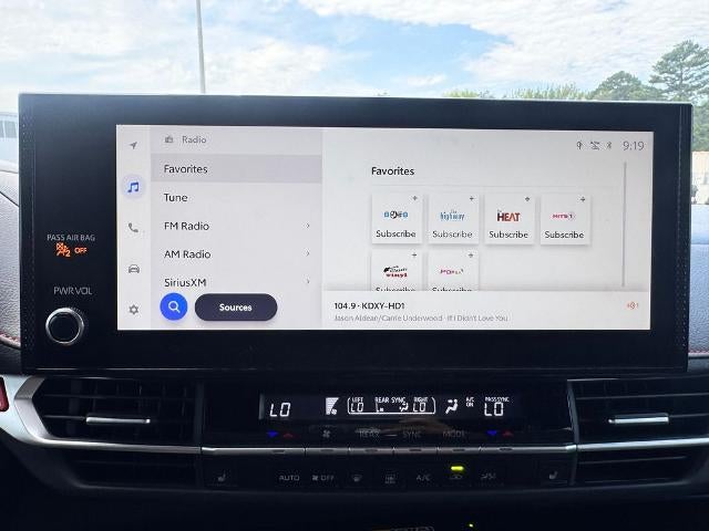 2025 Toyota Sienna XSE 7 Passenger