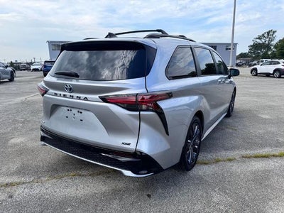 2025 Toyota Sienna XSE 7 Passenger