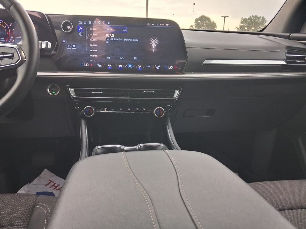 2024 Chevrolet Traverse LS