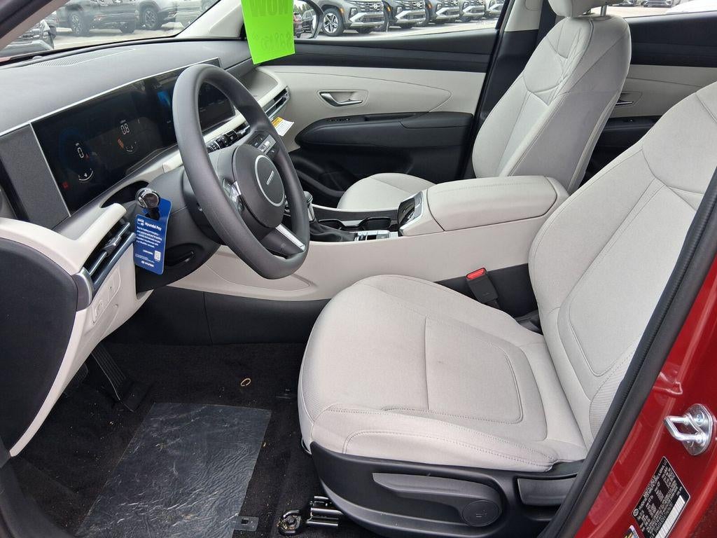2026 Hyundai Tucson SE FWD