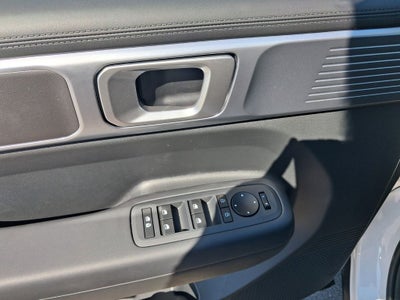 2027 Hyundai Santa Fe SE