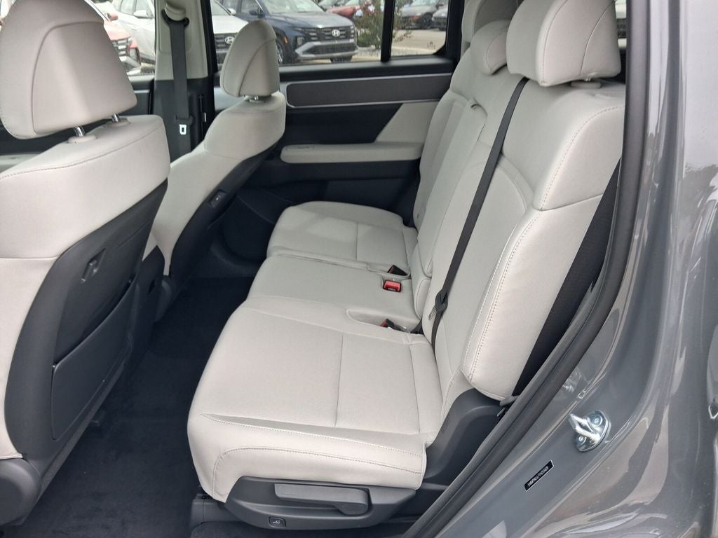 2026 Hyundai Santa Fe SE