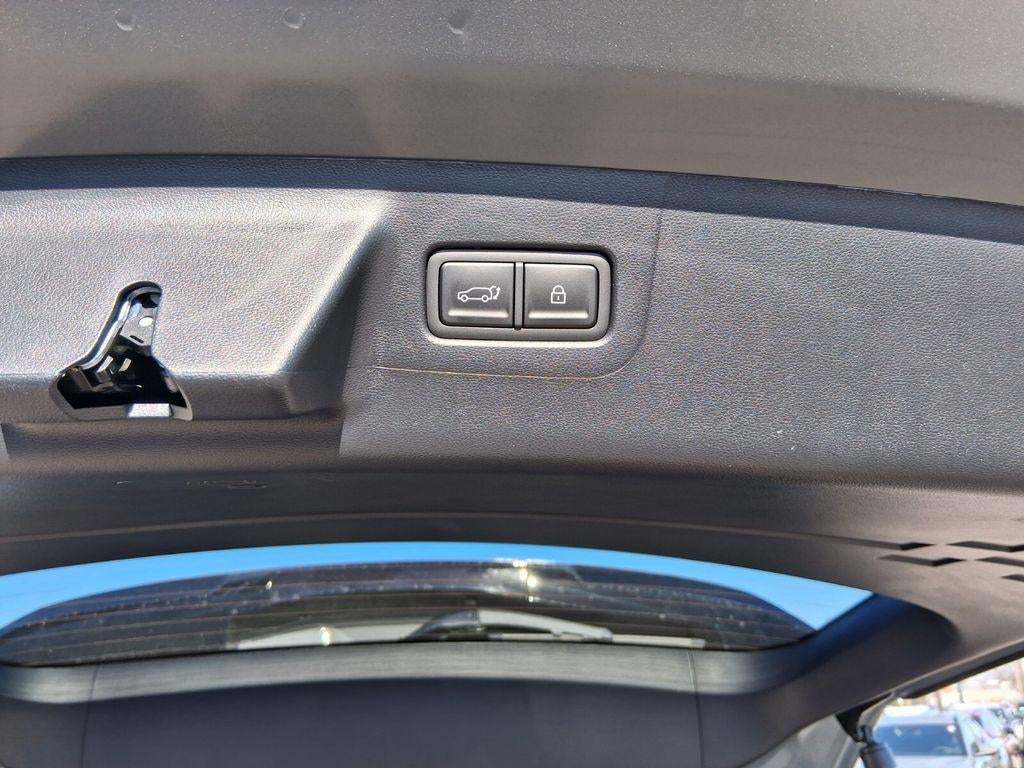 2026 Hyundai Santa Fe SE FWD