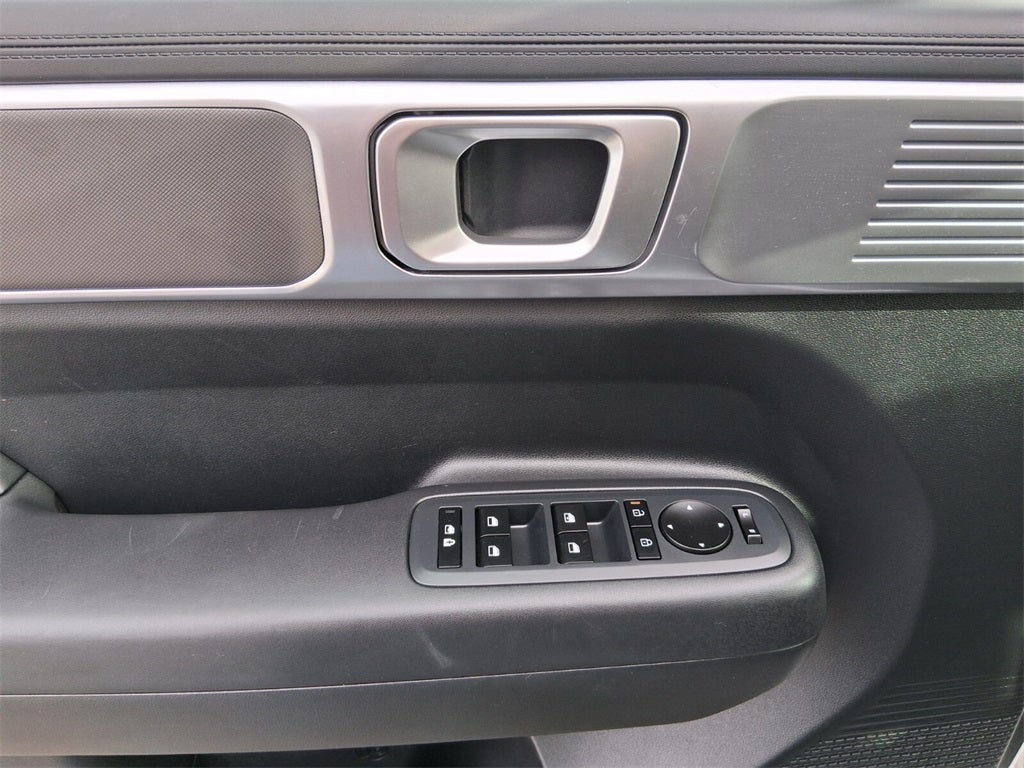 2025 Hyundai Santa Fe SE