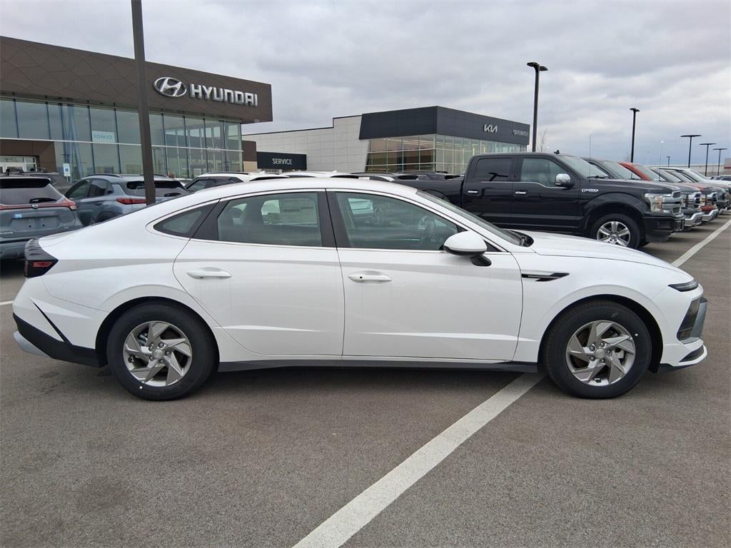 2025 Hyundai Sonata SE