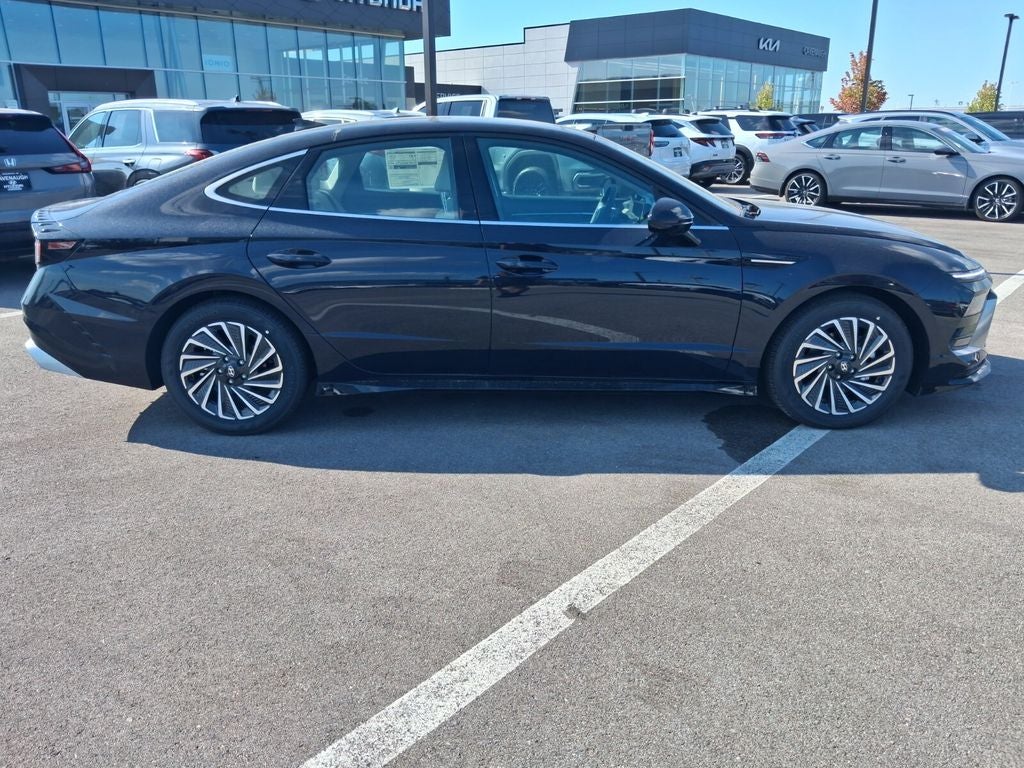 2026 Hyundai Sonata Hybrid SEL
