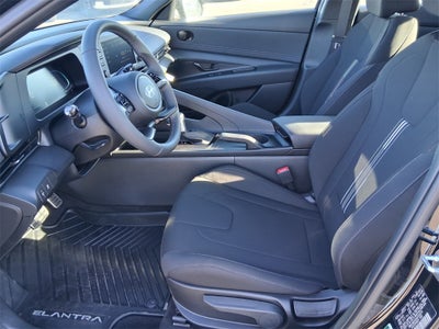 2025 Hyundai Elantra SEL Sport