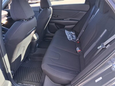 2025 Hyundai Elantra SEL Sport