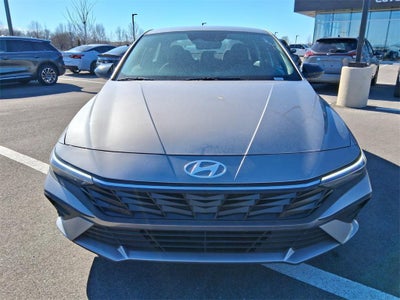 2025 Hyundai Elantra SEL Sport