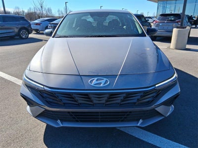 2025 Hyundai Elantra SEL Sport