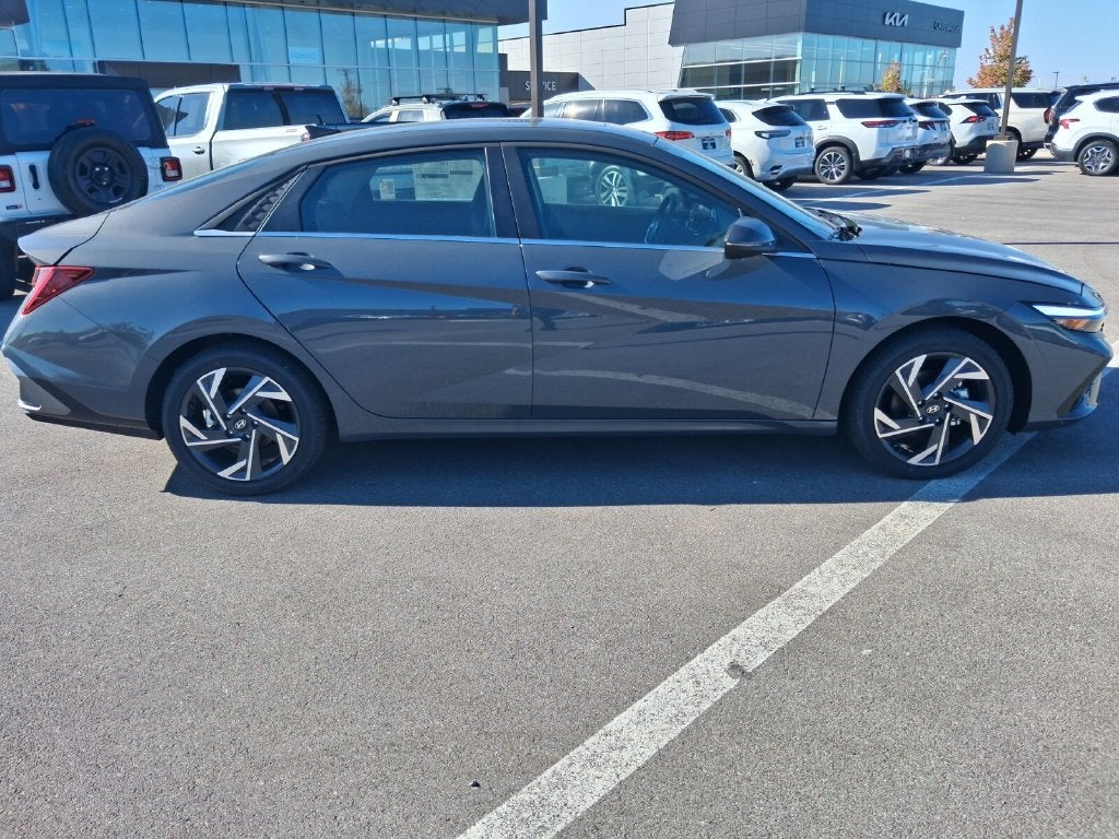 2026 Hyundai Elantra Hybrid Limited