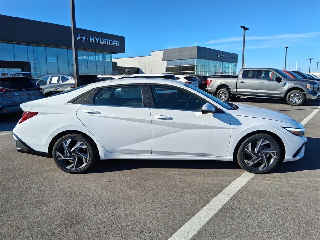 2025 Hyundai Elantra Hybrid Limited