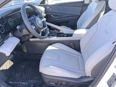 2025 Hyundai Elantra Hybrid Limited