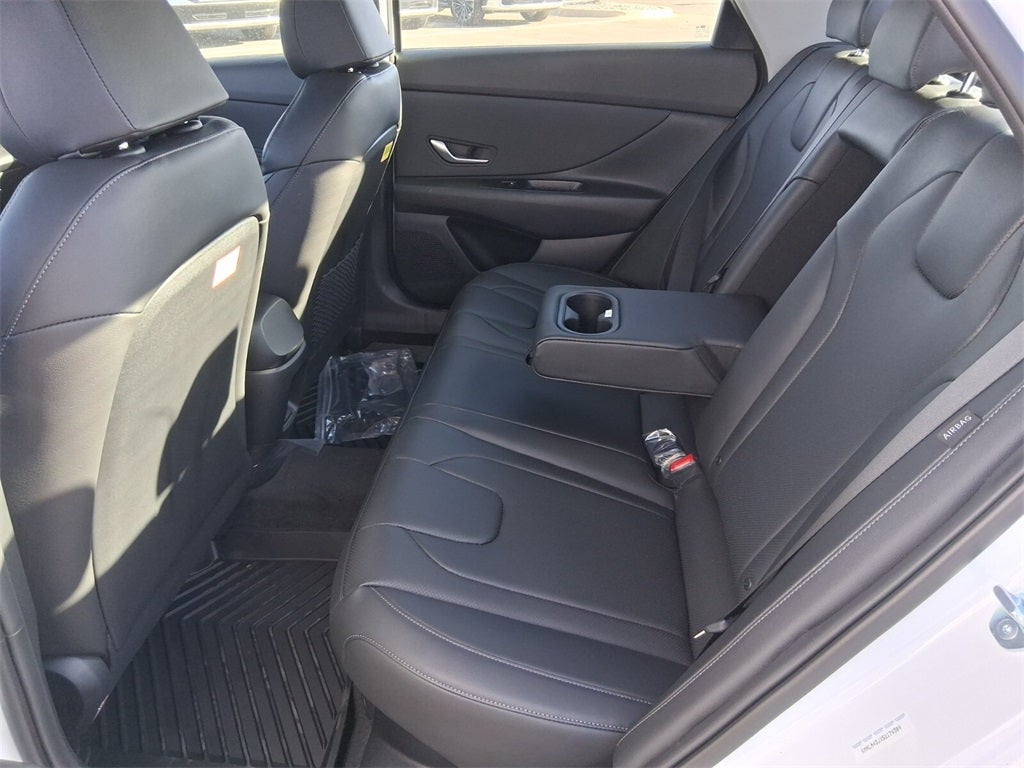 2025 Hyundai Elantra Hybrid Limited