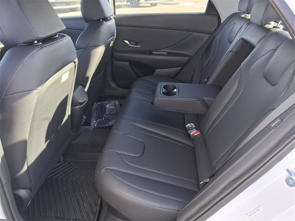 2025 Hyundai Elantra Hybrid Limited