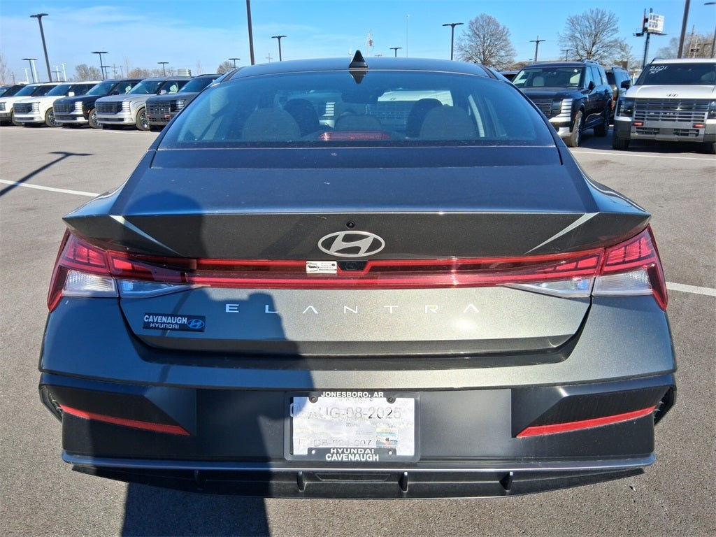2025 Hyundai Elantra SEL Convenience