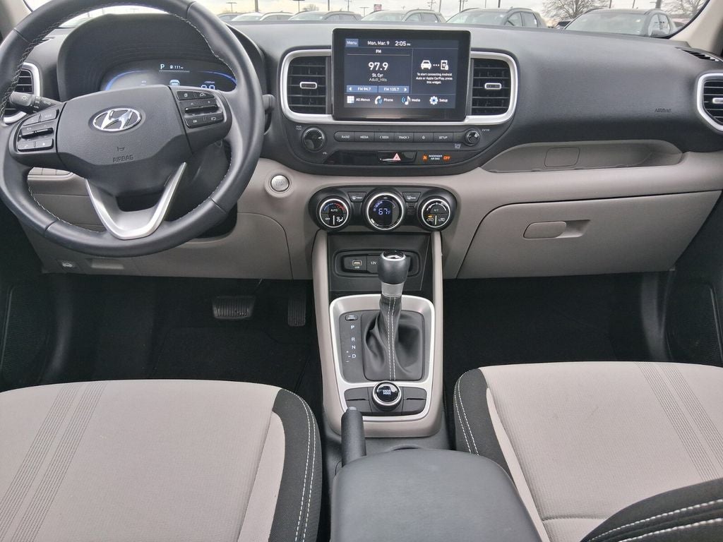 2025 Hyundai Venue SEL