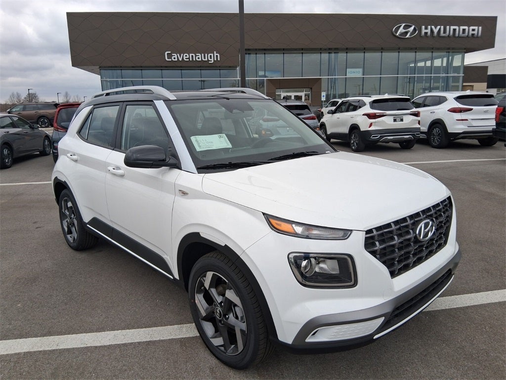 2026 Hyundai Venue SEL w/Two-Tone Roof