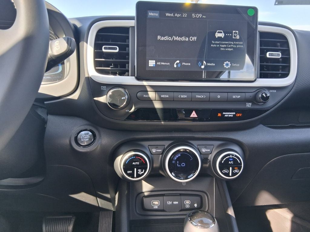 2026 Hyundai Venue SEL w/Two-Tone Roof