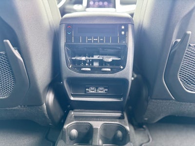 2026 Jeep Grand Cherokee GRAND CHEROKEE L LAREDO 4X2