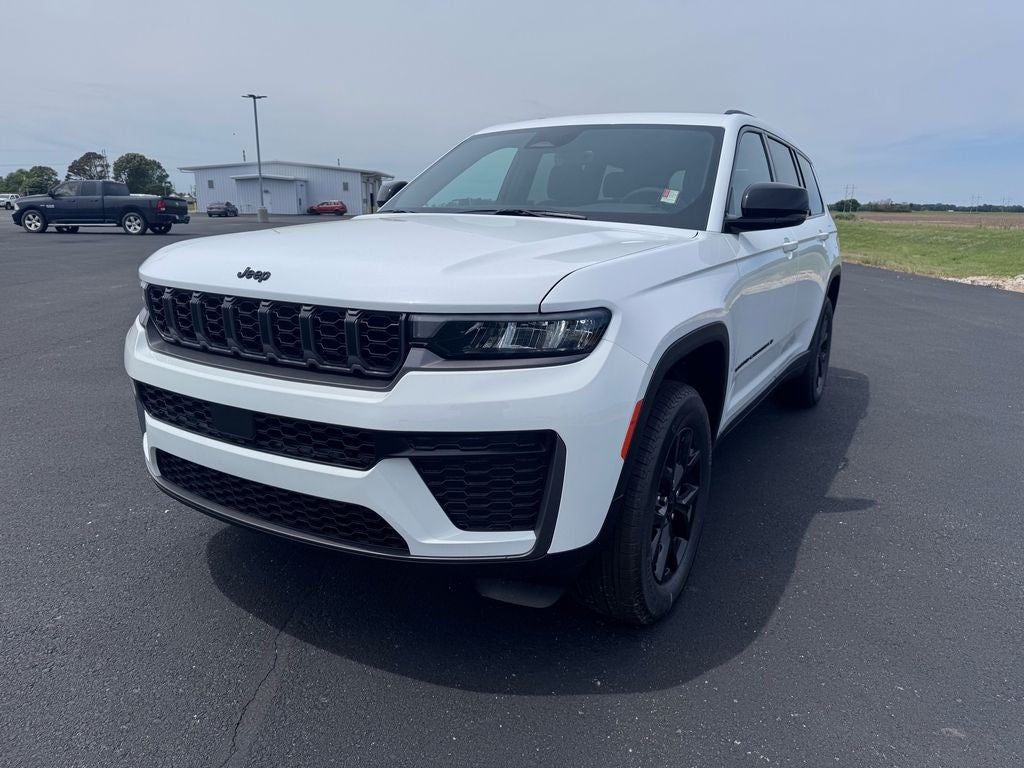 2026 Jeep Grand Cherokee GRAND CHEROKEE L LAREDO ALTITUDE 4X4