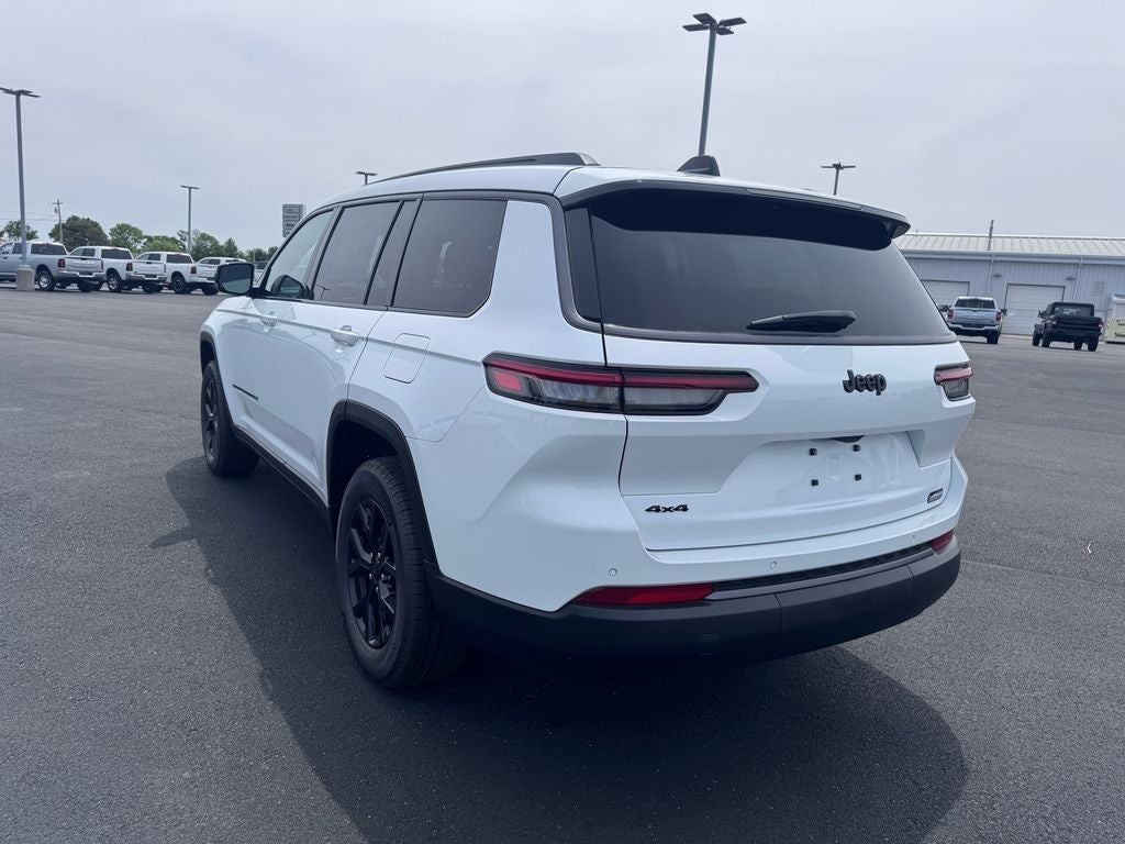 2026 Jeep Grand Cherokee GRAND CHEROKEE L LAREDO ALTITUDE 4X4