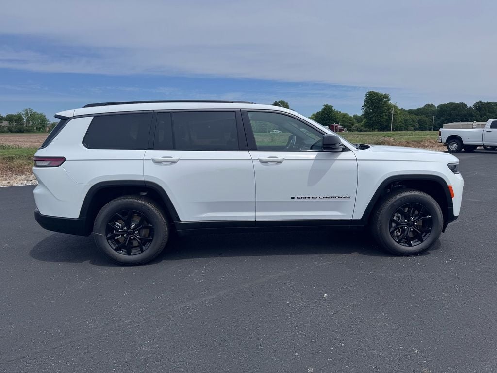 2026 Jeep Grand Cherokee GRAND CHEROKEE L LAREDO ALTITUDE 4X4