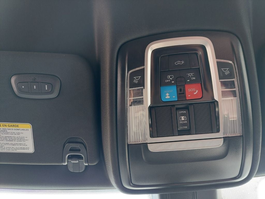 2025 RAM Ram 1500 RAM 1500 LIMITED CREW CAB 4X4 5'7' BOX