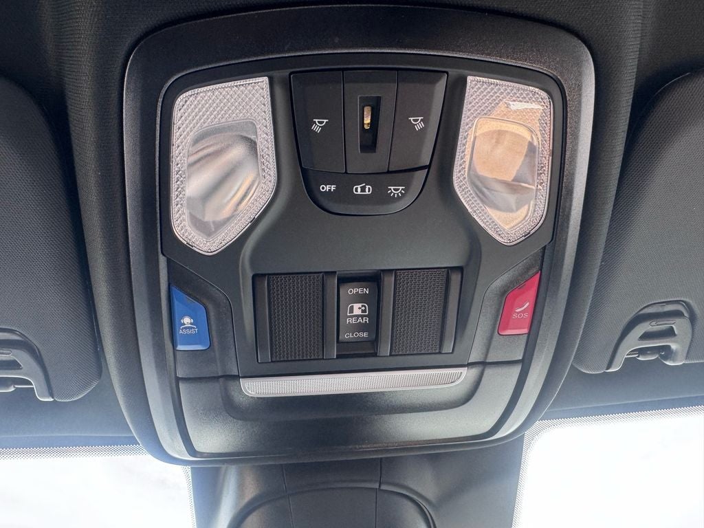 2026 RAM Ram 3500 RAM 3500 TRADESMAN CREW CAB 4X4 6'4' BOX