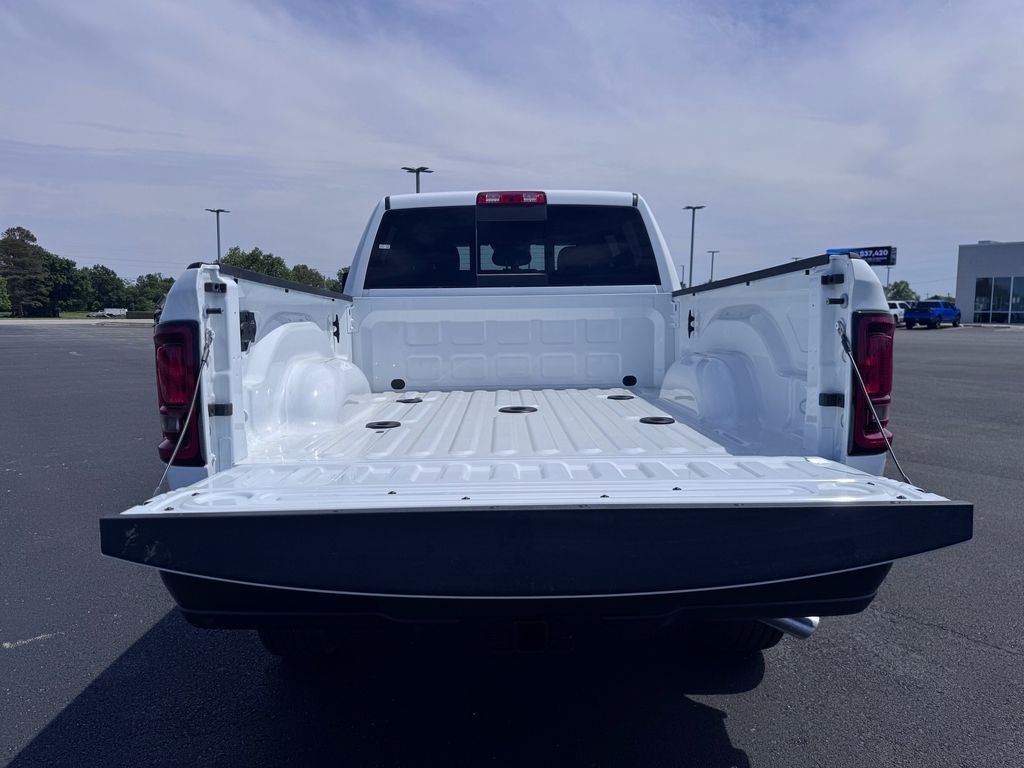 2026 RAM Ram 3500 RAM 3500 TRADESMAN CREW CAB 4X4 6'4' BOX