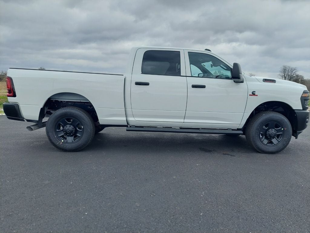 2026 RAM Ram 3500 RAM 3500 TRADESMAN CREW CAB 4X4 6'4' BOX
