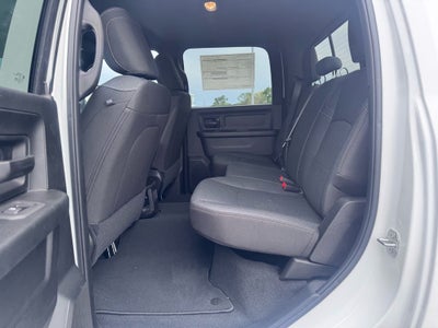 2026 RAM Ram 3500 RAM 3500 TRADESMAN CREW CAB 4X4 6'4' BOX