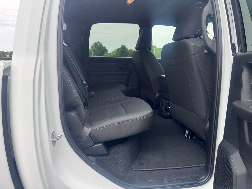 2026 RAM Ram 3500 RAM 3500 TRADESMAN CREW CAB 4X4 6'4' BOX