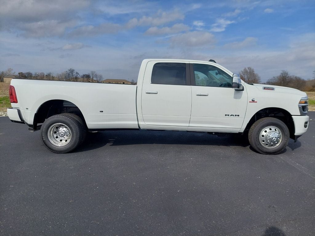2026 RAM Ram 3500 RAM 3500 LARAMIE CREW CAB 4X4 8' BOX