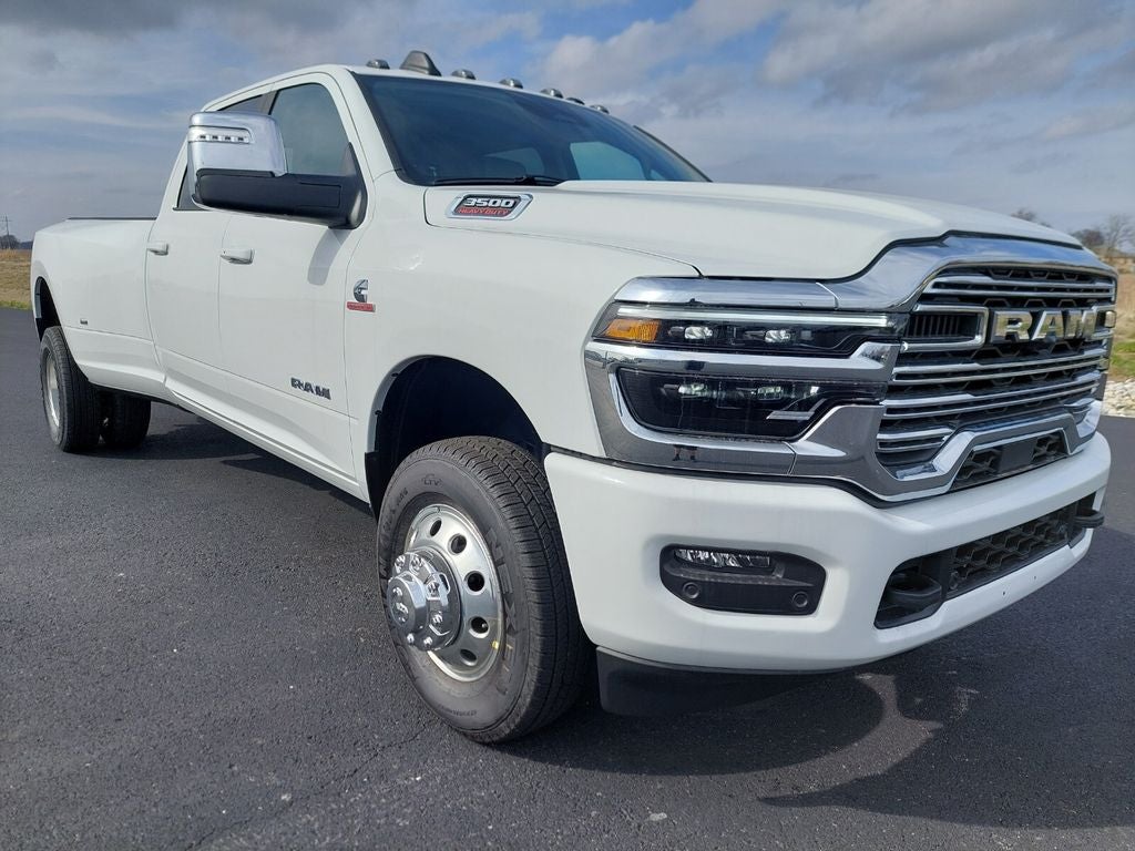 2026 RAM Ram 3500 RAM 3500 LARAMIE CREW CAB 4X4 8' BOX
