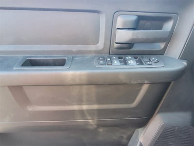 2023 RAM Ram 1500 Classic RAM 1500 CLASSIC TRADESMAN CREW CAB 4X4 5'7' BOX