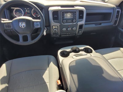 2023 RAM Ram 1500 Classic RAM 1500 CLASSIC TRADESMAN CREW CAB 4X4 5'7' BOX